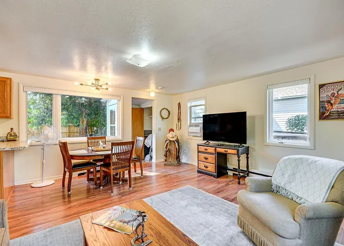 Downtown Getaway - Near Buffalo Bill Center! * Cody